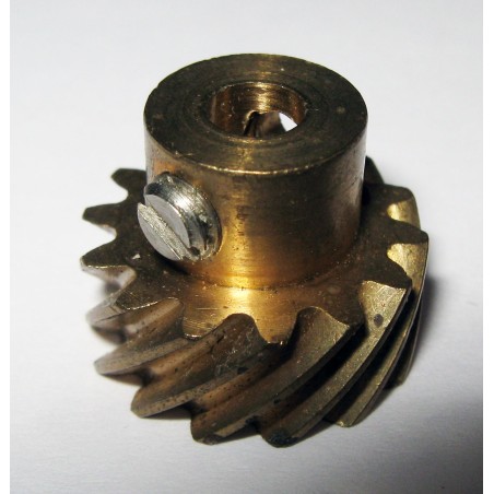Pignon hélicoïdal droit Meccano 14 dents
