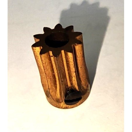 Pignon Meccano 10 dents laiton longueur 6 mm