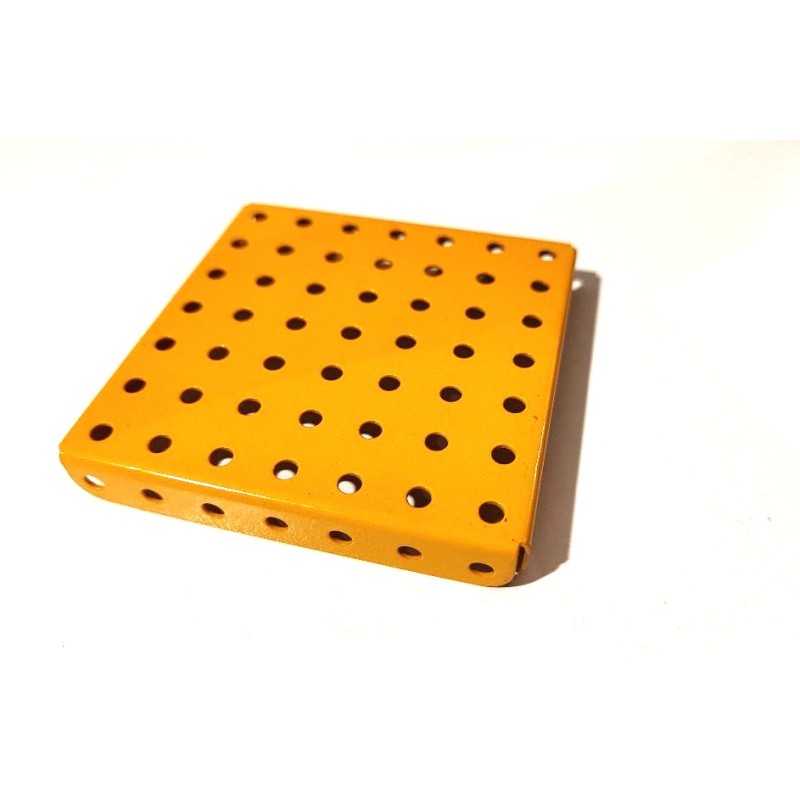 Plaque à rebords Meccano 7 x 7 trous jaune
