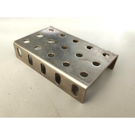 Plaque à rebords compatible Meccano 5x3 trous zinguée