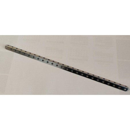 Cornière étroite Meccano 25 trous