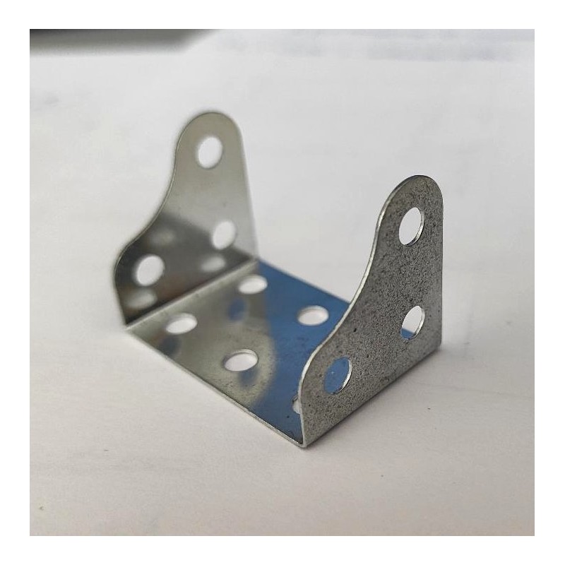 Plaque à rebords goussets 38x25x12 mm zingué