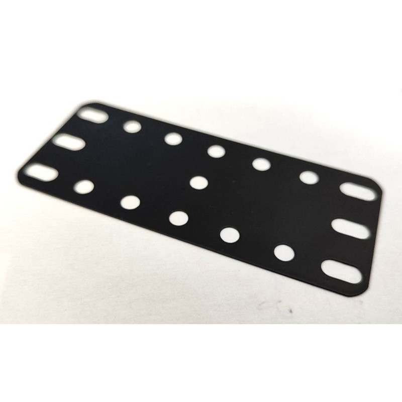 Plaque flexible Meccano 7 x 3 trous noir mat