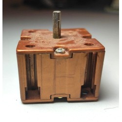 Réducteur Meccano 1/19 marron