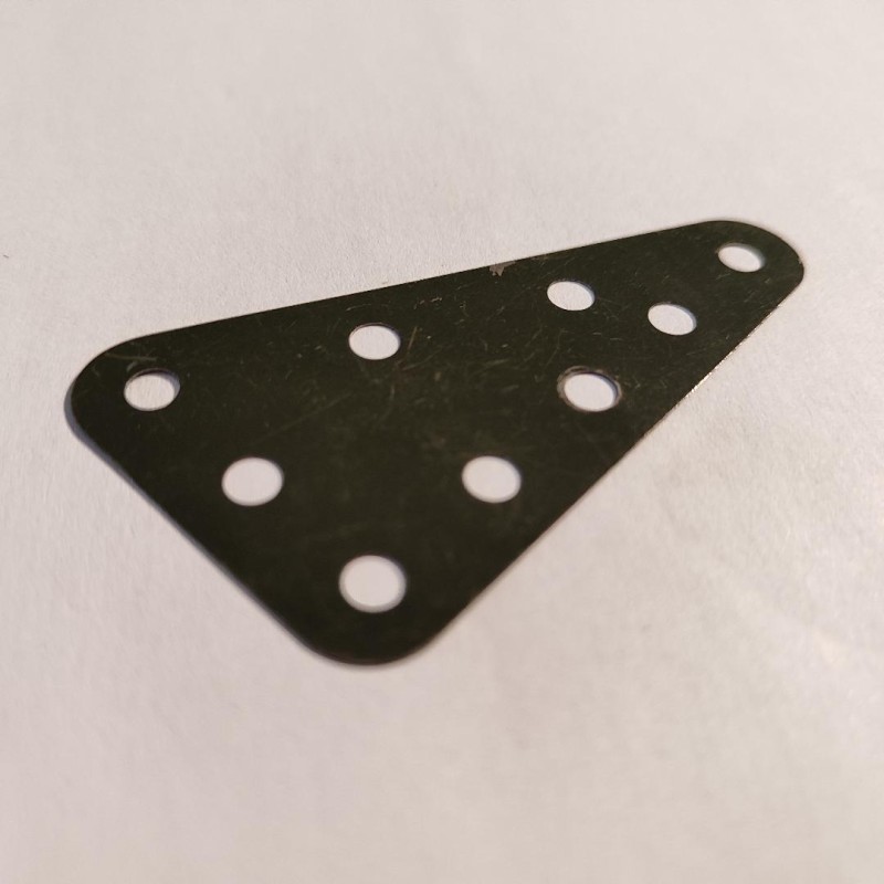Plaque flexible triangulaire Meccano 5x3 trous vert armée mat
