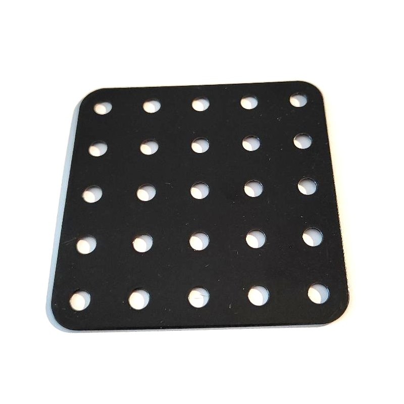 Plaque Meccano sans rebord 5x5 trous noire