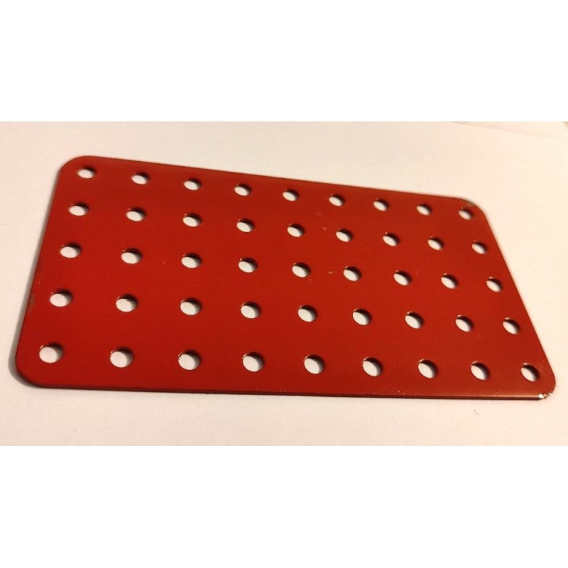 Plaque Meccano sans rebord 9x5 trous rouge