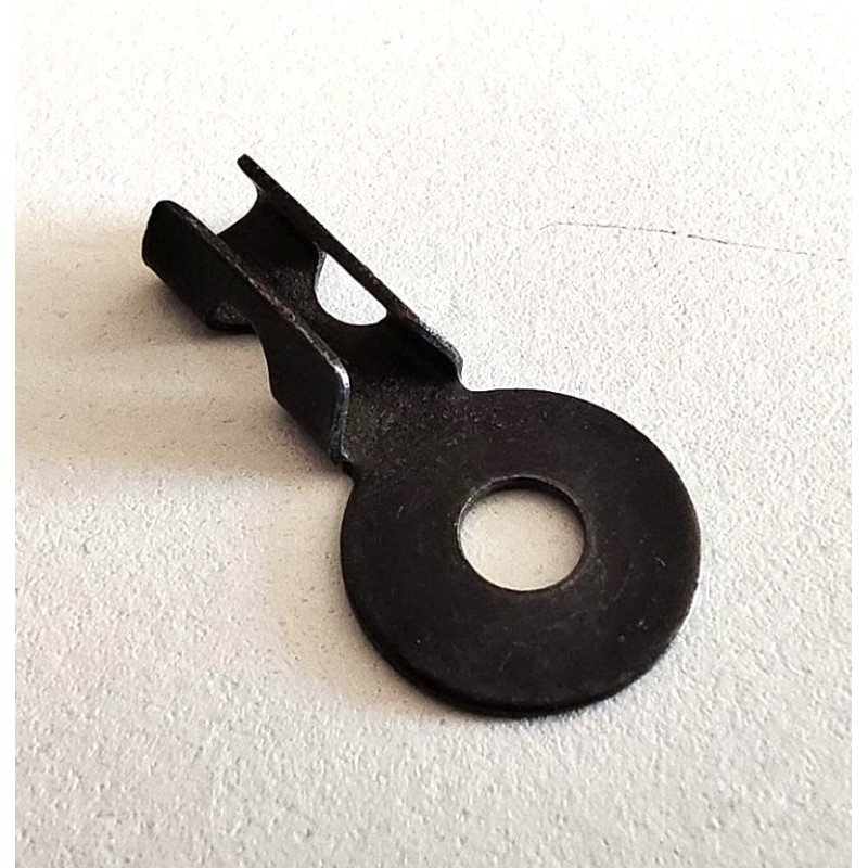 Raccord Meccano tringle et bande métal noir