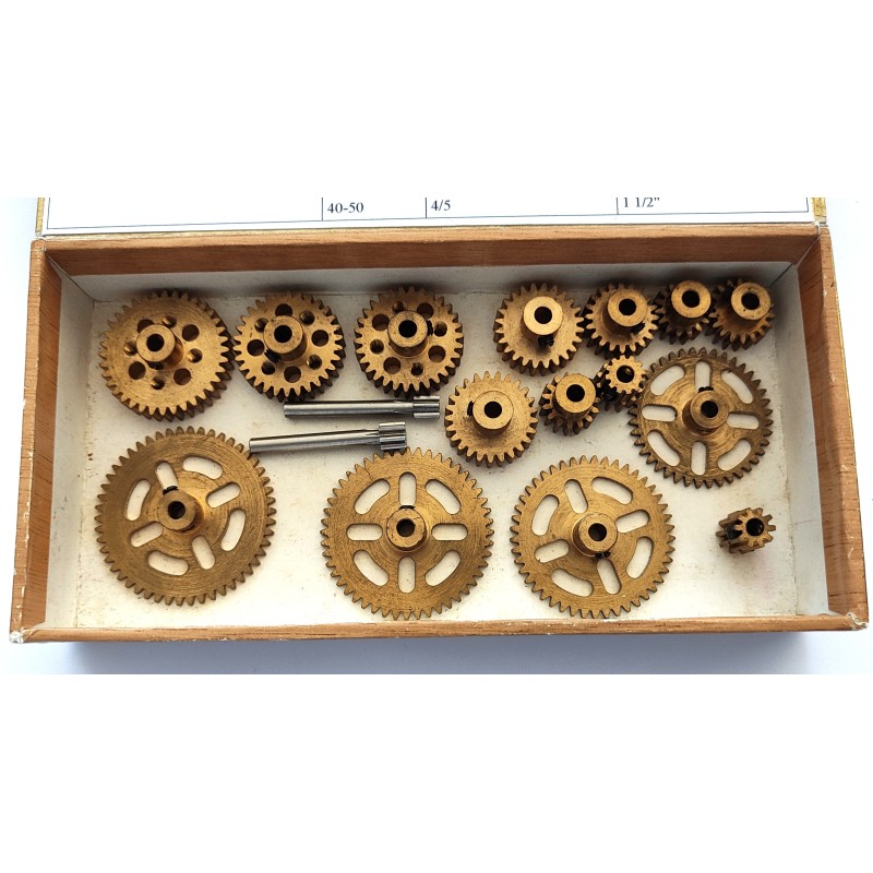 Jeu de 17 roues et pignons dentés de précision pour Meccano